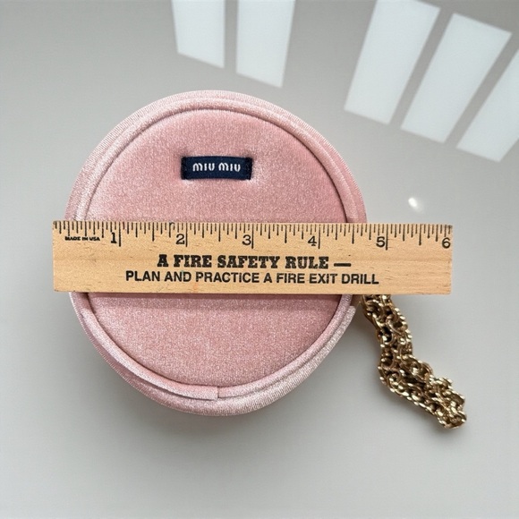 Miu Miu Blush Pink Velvet Bag Gold Chain Wristlet - Picture 8 of 8